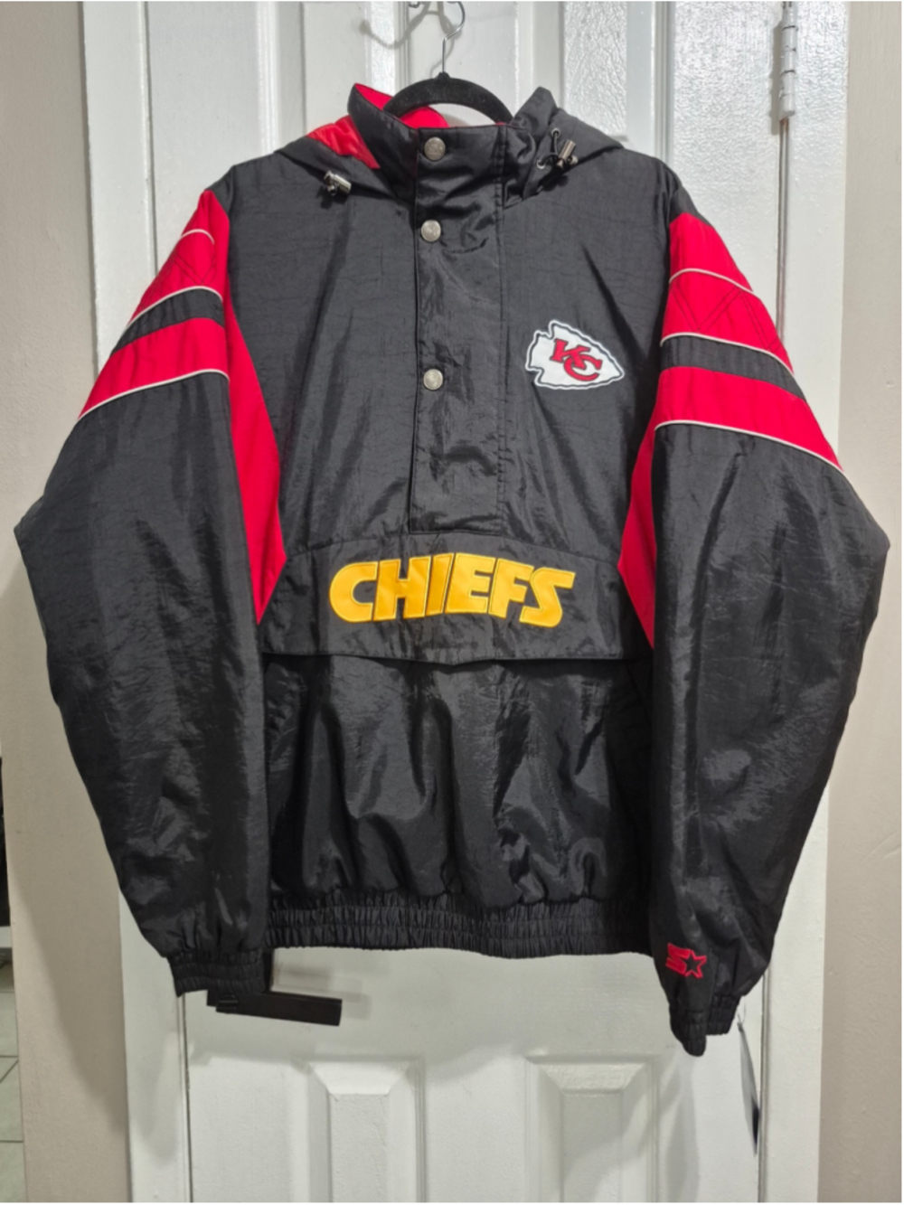 Men's Starter Kansas City Chiefs NFL Bomber Jacket Black Red Size L